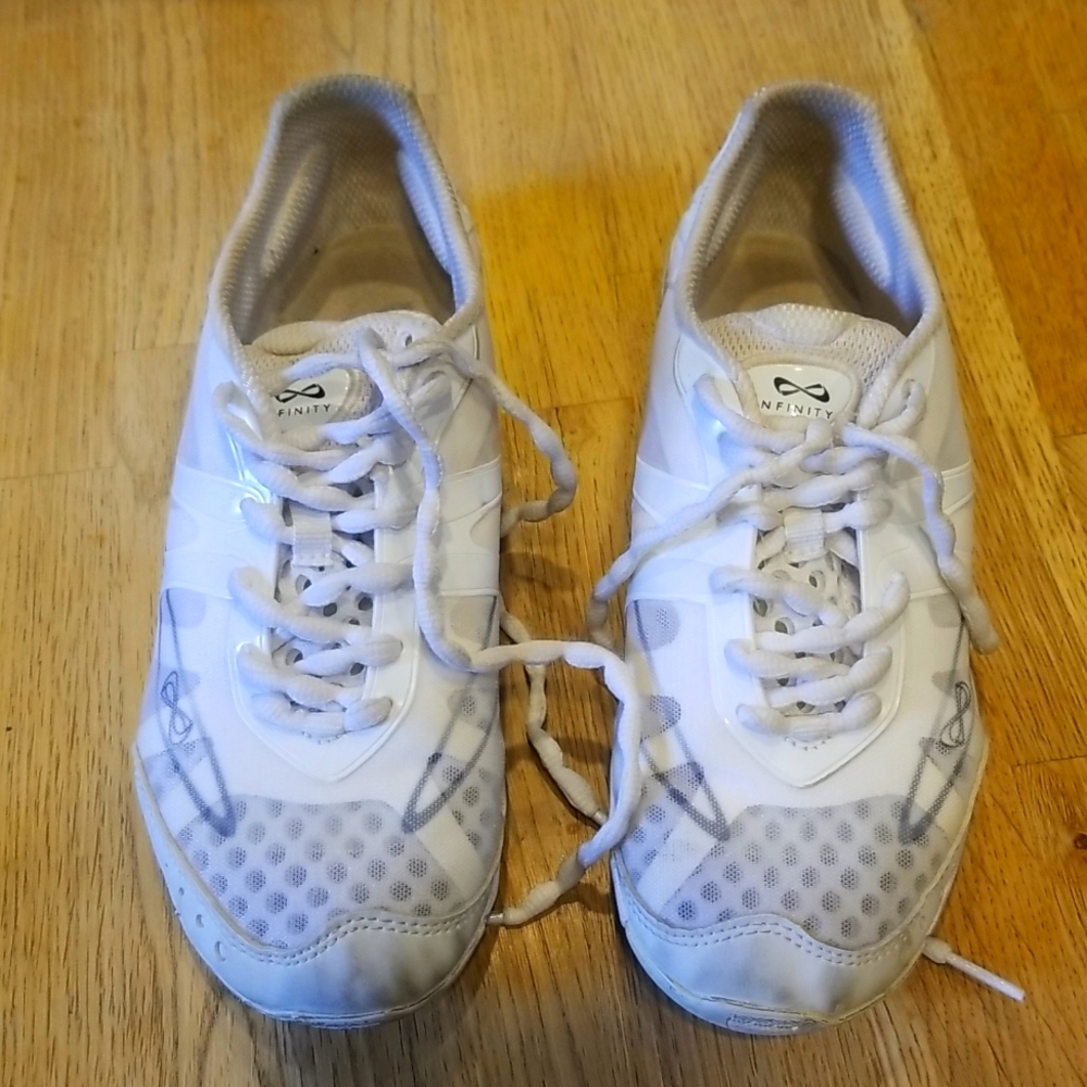 Nfinity tumbling shoes